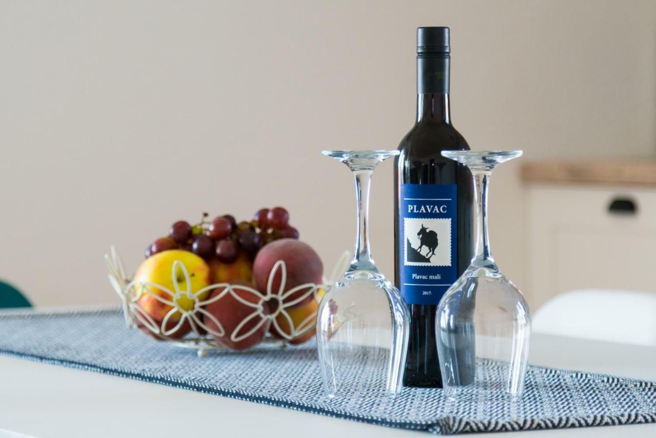 Apartman Regius White トロギール エクステリア 写真