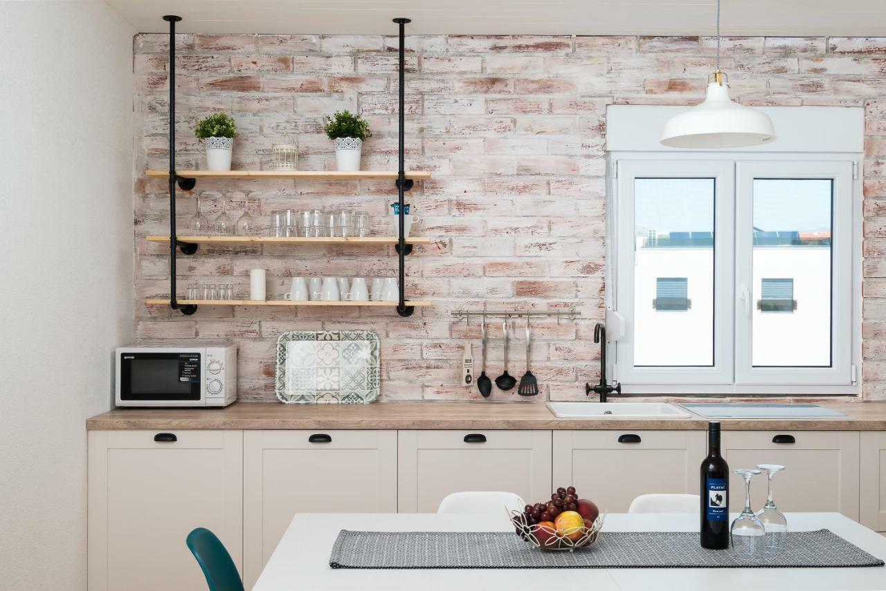 Apartman Regius White トロギール エクステリア 写真