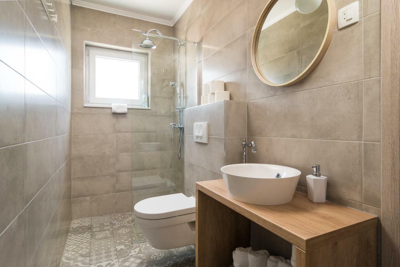 Apartman Regius White トロギール エクステリア 写真